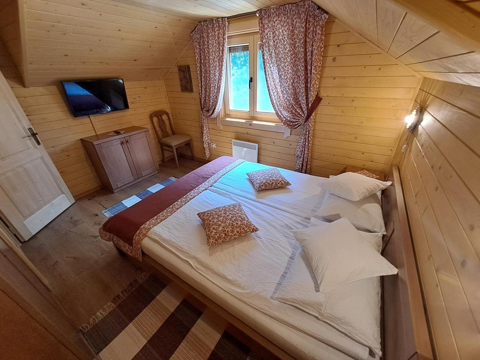 Nagy Lak Villa Sub Cetate Eksteriør billede